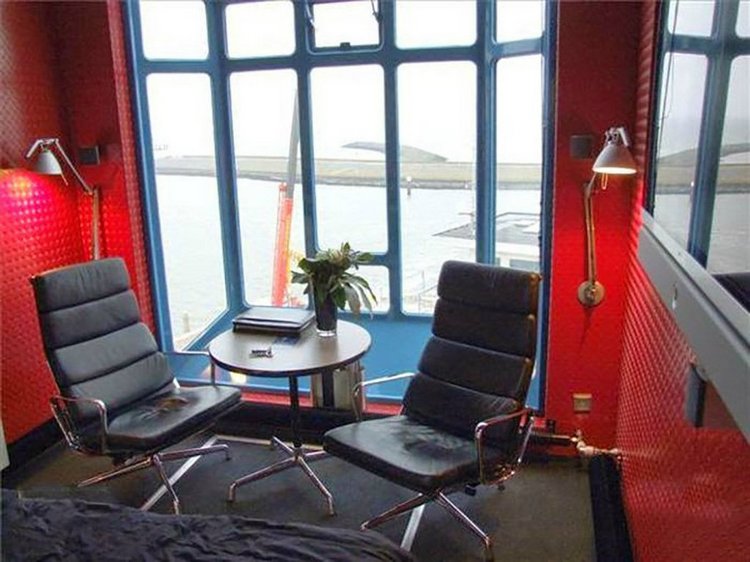 ЗАВИСНУТЬ В ВОЗДУХЕ... Oдин из самых необычных отелей в Мире, Amsterdam, Нидерланды