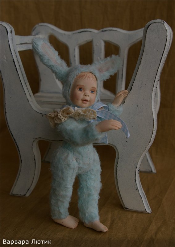 А вот и обещанный секрет-сюрприз. Микро тедди долл. Рост 15 см без учета ушек. Первый эксперимент (фото 3)