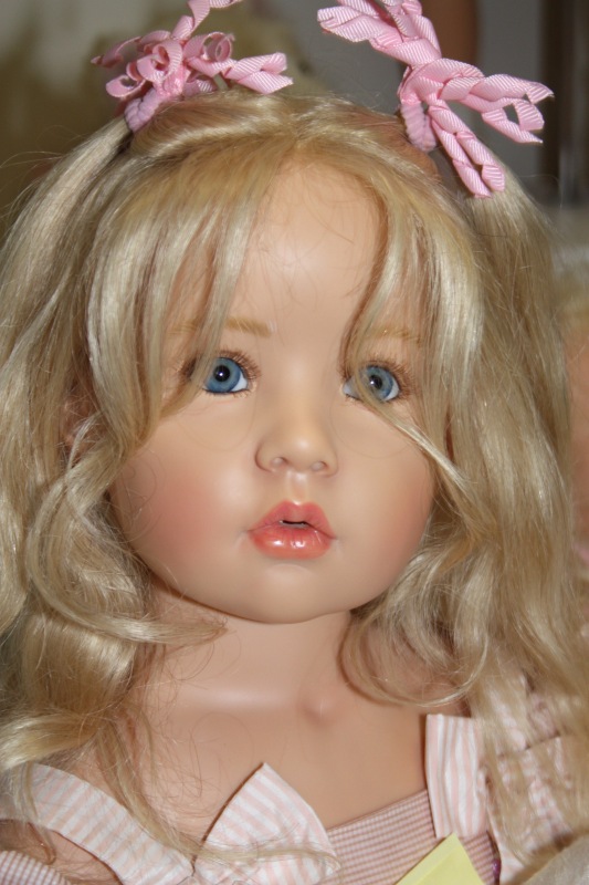 Августовская встреча в клубе коллекционеров с фрау Hildegard Gunzel. Часть 4. О планах на следующий год и подписи кукол