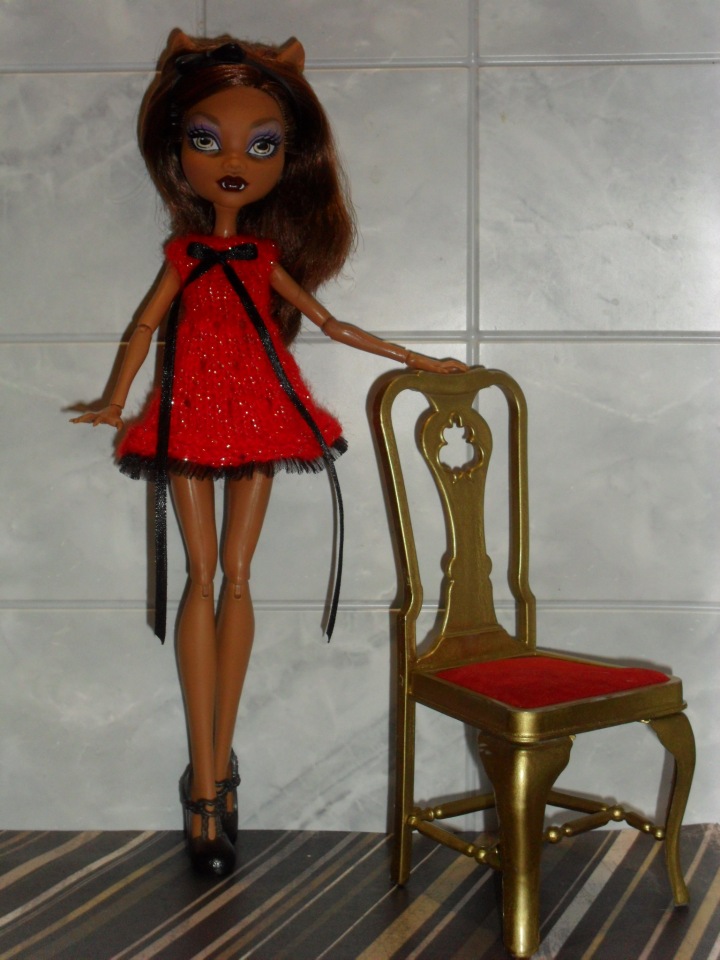 Мои Monster high - продолжаем одеваться
