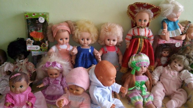 Выставка кукол в детском саду