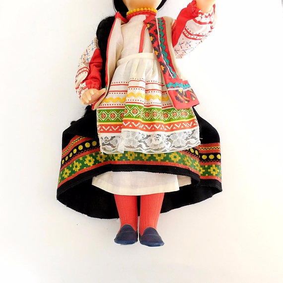 Фабрика 8 марта и серия "Куклы в старинных костюмах русских губерний"