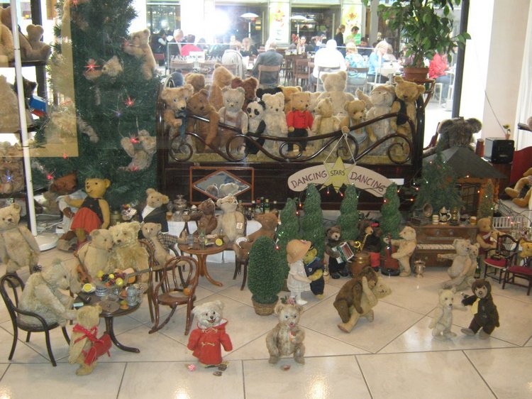 Медвежий флэш-моб – воспоминание о Вене