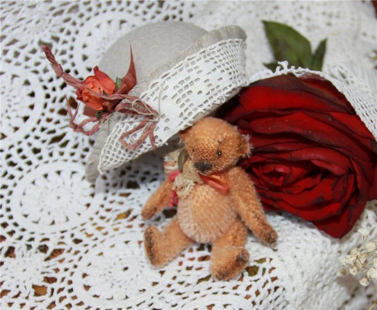 Должна быть в кукле какая-то загадка - Majestic (фото 8)