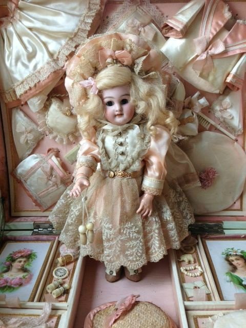 Миньонетты и их крошечный мир