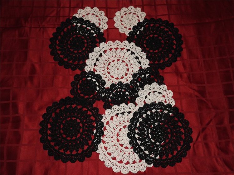 Коллекция вязаных салфеток и Сильвестор от Натальи Сильвестровой. Часть 3 (фото 2)