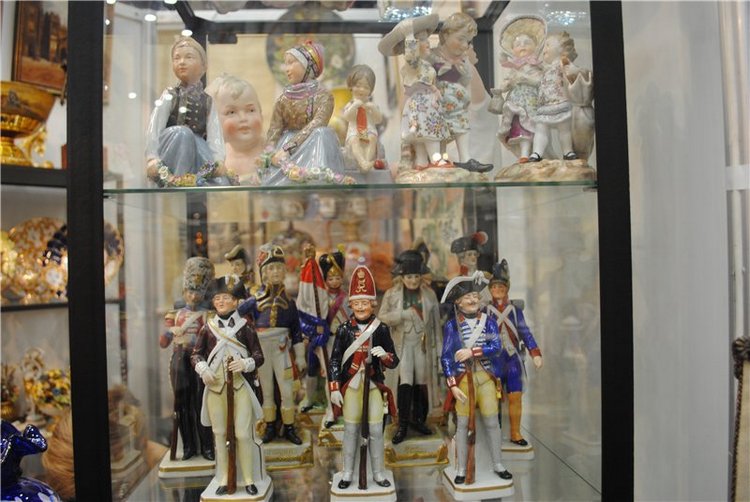 На Тишинку мы пошли – там сокровища нашли. Взгляд на «Блошиный рынок» со второго этажа | Бэйбики На Тишинку мы пошли – там сокровища нашли. Взгляд на «Блошиный рынок» со второго этажа