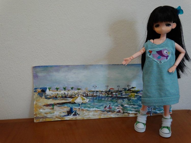 Девочки мамачап на Средиземном море