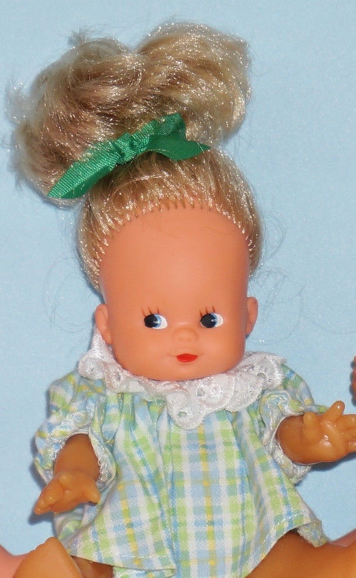 Заманчивое увлечение. Маленькие куколки ГДР - косолапки, 17 см, кто они