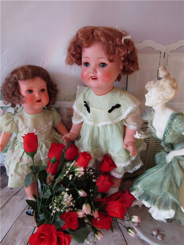 Две куклы Sonnenberg - две сестры. Этюд в салатовых тонах (фото 9)