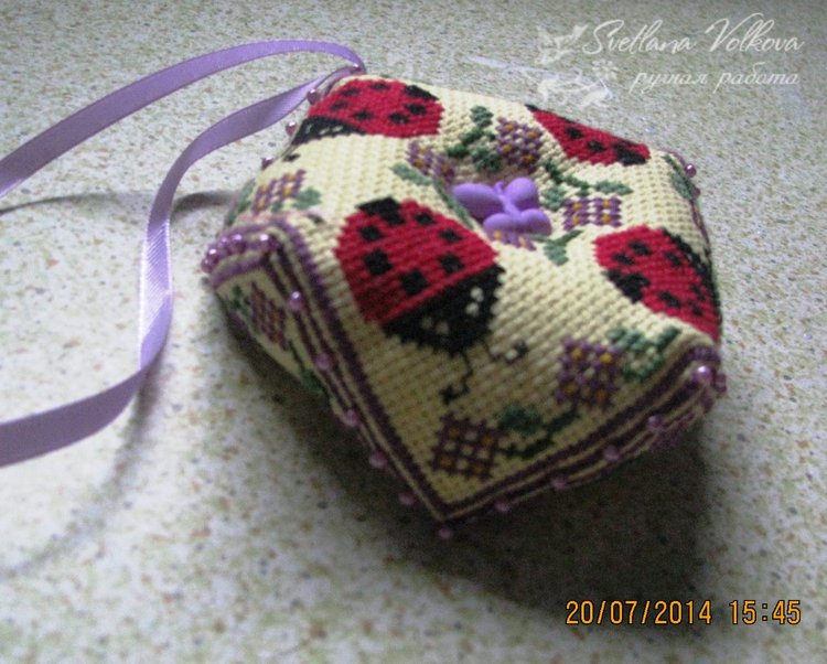 Вышивка в интерьере — Вышивка крестиком