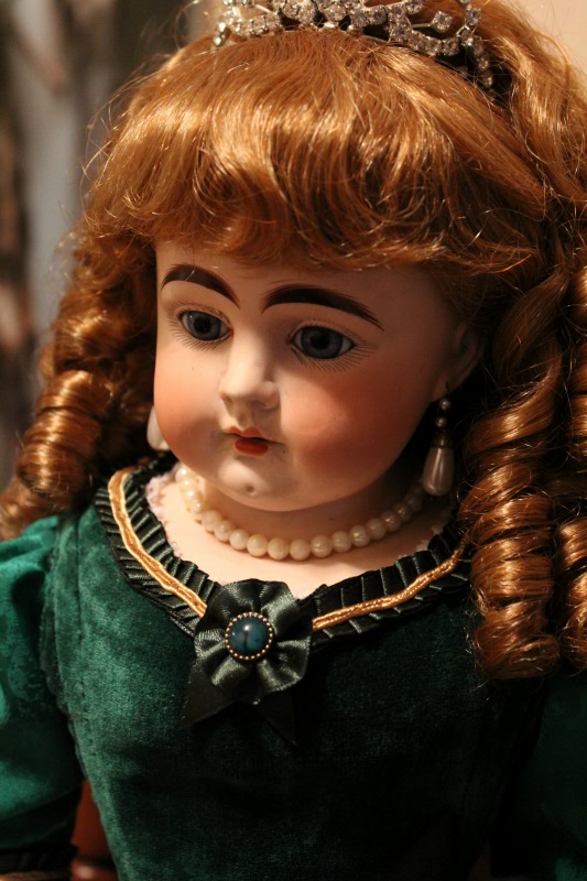 Дебютантка. Прекрасная незнакомка (фото 6)