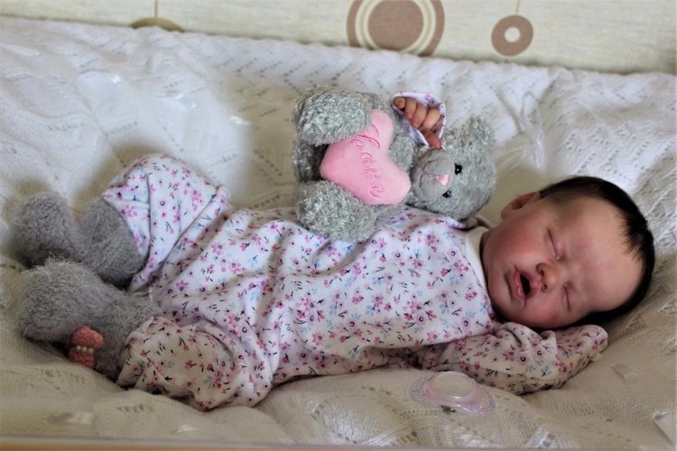 Моя новорожденная малышка Инди