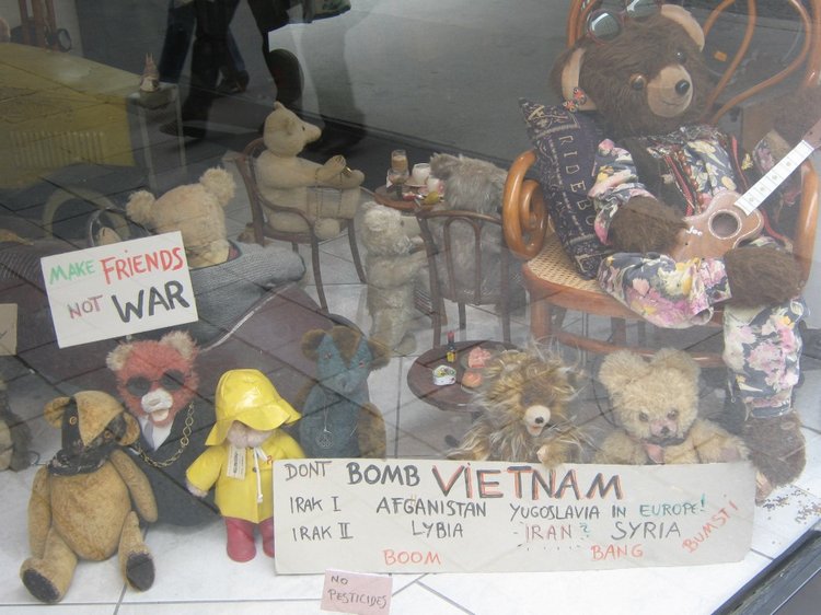 Медвежий флэш-моб – воспоминание о Вене (фото 10)