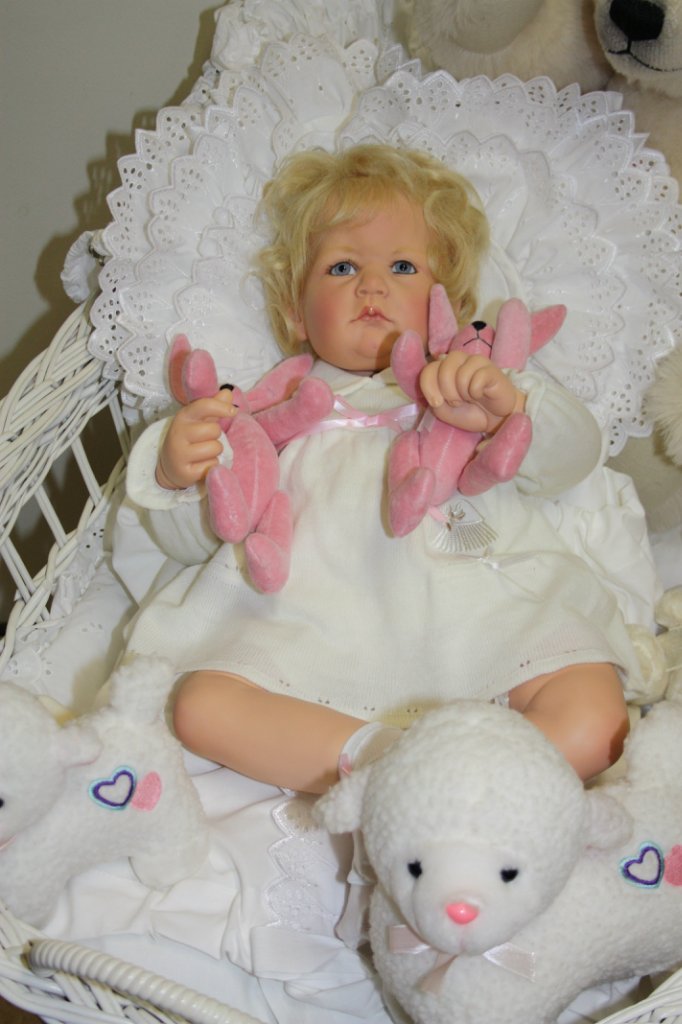 Летняя встреча коллекционеров в магазине Гюнзел, Голландия. Продолжение второй части. Куклы Hildegard Gunzel