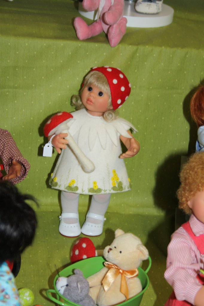 Летняя встреча коллекционеров в магазине Гюнзел, Голландия. Часть первая. Любителям Вихтелей посвящается