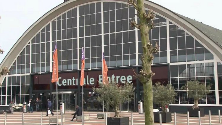 Выставка кукол, мишек Тедди, кукольных домиков и миниатюры в Den Bosch (Нидерланды), 24-25 октября 2015. Poppen & Berenbeurs