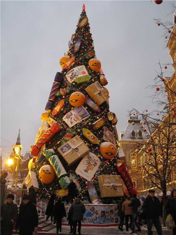 Как Элис и Муся посетили выставку кукол в Гостином дворе