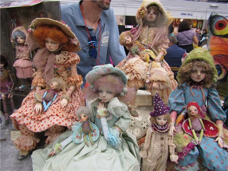 Колдовать - разрешено! Тишинка 2016. Воспоминания о выставке. Салон кукол. Фотообзор (фото 7)