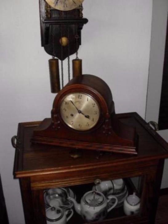 Старинные часы еще идут. Коллекция старинных часов