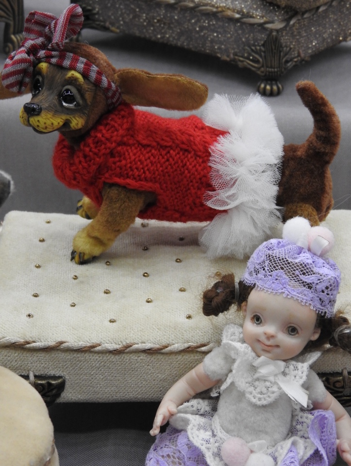 Зверюшки на балу. Тишинка 2017