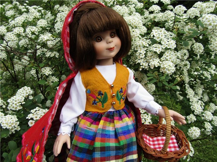 Красная Шапочка - милая лапочка. По следам конкурса Кукла, как сказочный персонаж