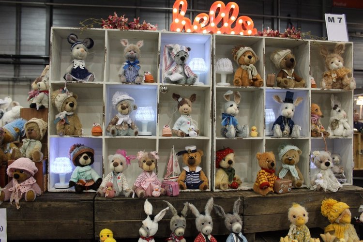 Выставка мишек, кукол и кукольной миниатюры в Голландии 2017 - часть пятая