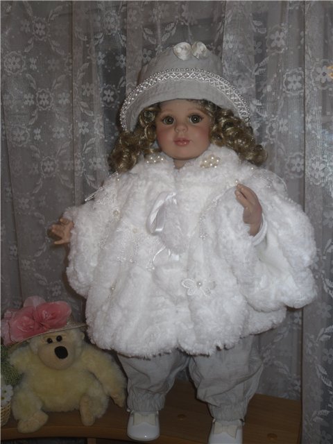 Шубка для Катюшки и ещё немножко...кой чего (фото 4)