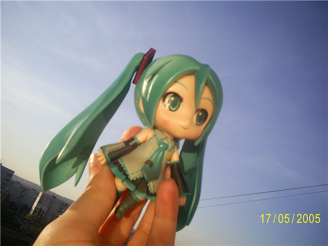 Hatsune Miku Vocaloid - (коллекционная куколка Мику Хатсунэ)