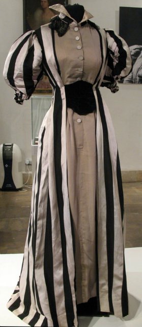 Для тех, кто в поиске или Каждый охотник желает знать. Викторианские и эдвардианские наряды