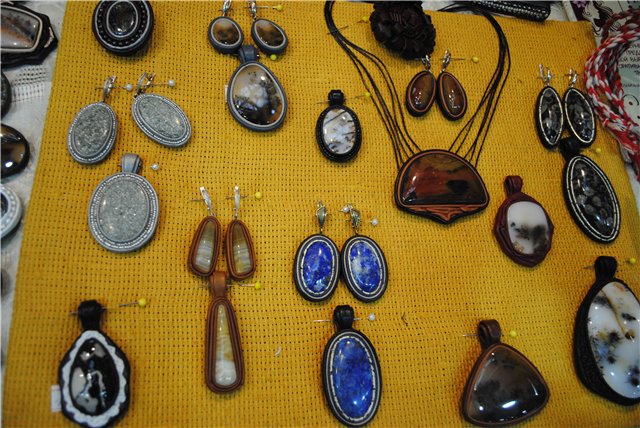 Выставка на Тишинке Атмосфера творчества. Октябрь 2014