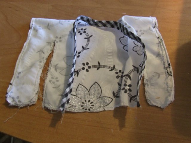 Простая одежда для куклы - КИМОНО. Мастер-класс