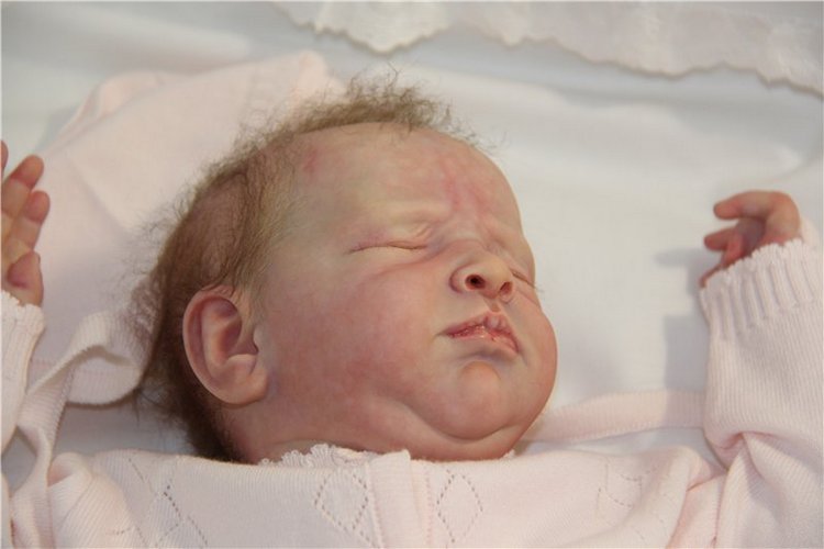 Моя малышка-реборн из молда Reese, от замечательного скульптора Andrea Arcello