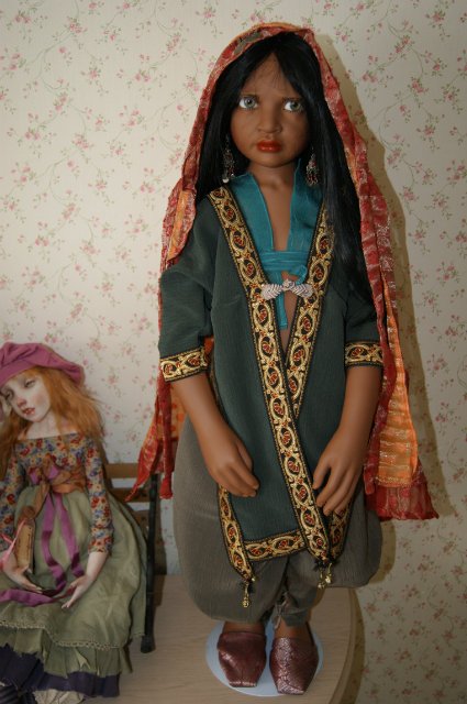 Ошеломительная Ulia ethnic от великого мастера Philip Heath