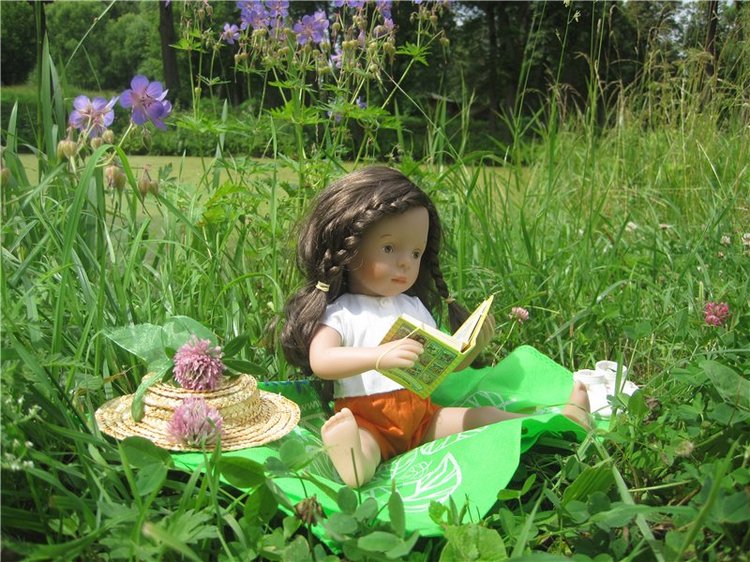 Моя маленькая художница. Кукла Kaethe Kruse Таточка | Бэйбики Моя маленькая художница. Кукла Kaethe Kruse Таточка