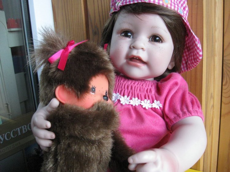 Разные детки Адора одного молда