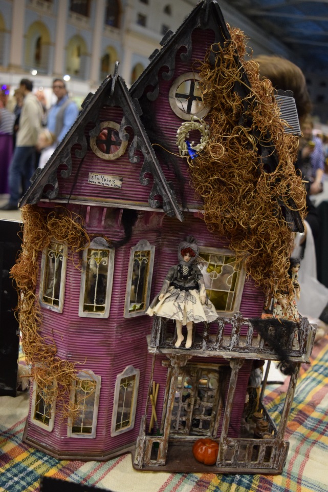 VII Московская международная выставка "Искусство Куклы". Портреты кукольной души или незримый диалог. Часть 2