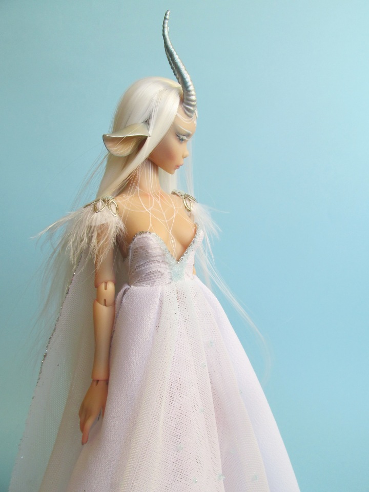 Последняя шарнирная кукла данного молда, Шанти (фото 5)