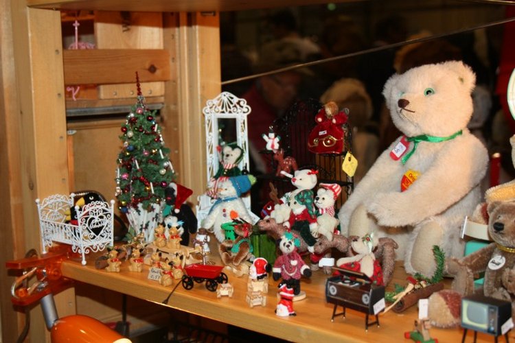 Международная выставка кукол в s'-Hertogenbosch (Den Bosch) в Голландии - 2013. Часть шестая