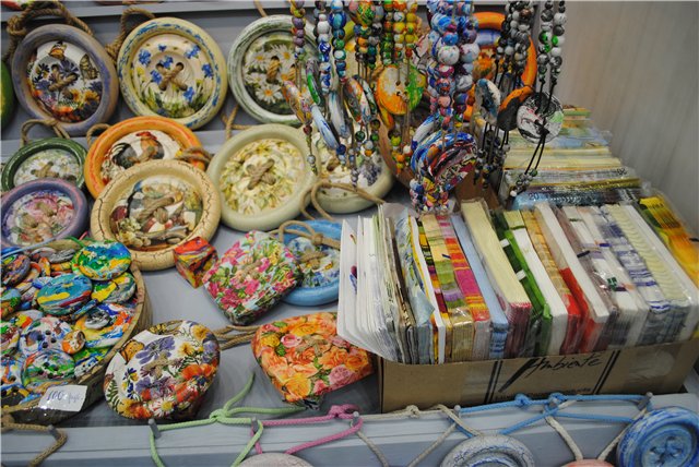 Выставка на Тишинке "Атмосфера творчества" - 2014. Мечты сороки сбываются! Блеск и великолепие