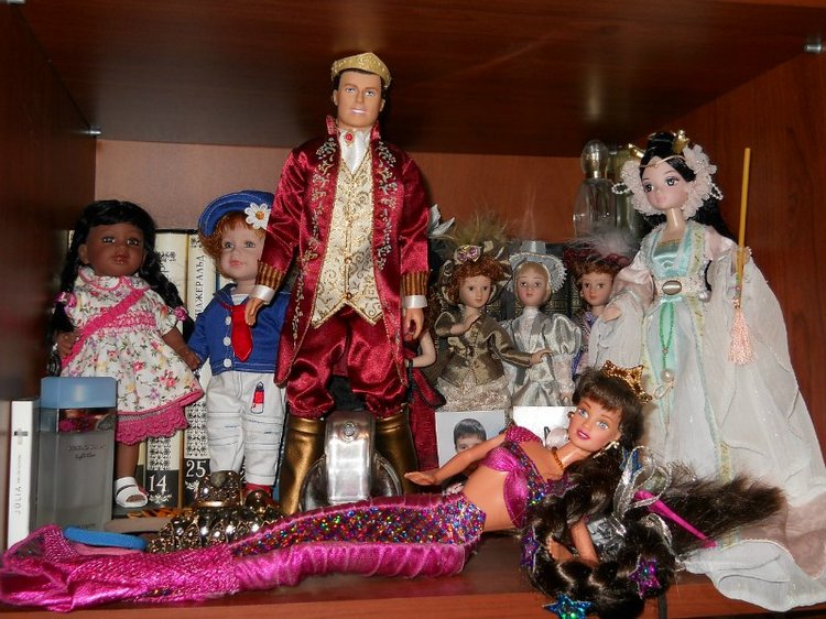 Моя коллекция кукол формата 1:6 (Барби, Кены, Динамитки, Момоко, J-Doll, Поппи Паркер и Монстры)