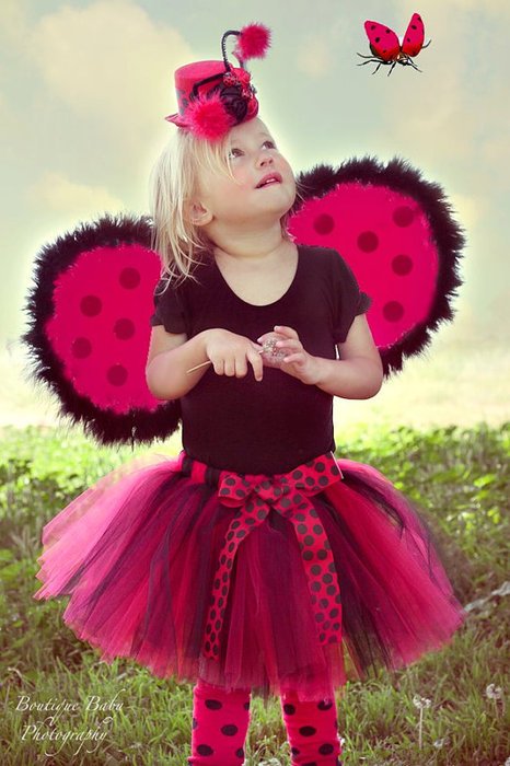 Миниатюрная шляпка в центре внимания | Бэйбики Миниатюрная шляпка в центре внимания