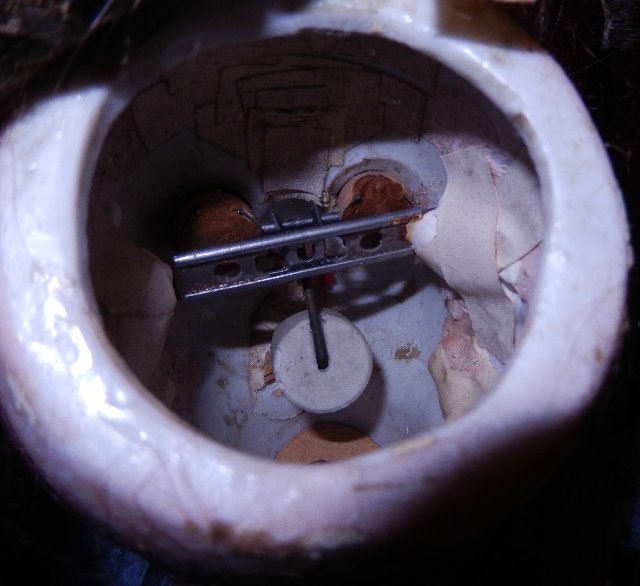 "Королева, ах, королева!" или Подскажите, знатоки антикварок, что в ней королевского