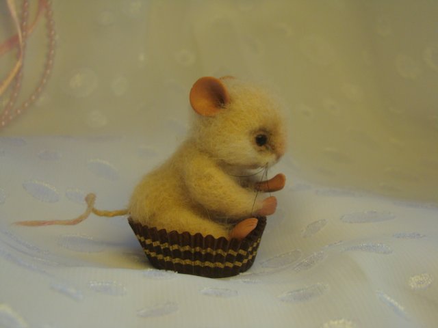 Приятная мелочь. Авторская игрушка валянием Ольги Чернухо (фото 2)