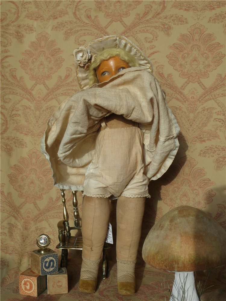 Не самый обычный антик или «Привет с аукциона Сотбис»