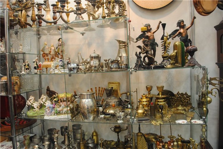 На Тишинку мы пошли – там сокровища нашли. Взгляд на «Блошиный рынок» со второго этажа | Бэйбики На Тишинку мы пошли – там сокровища нашли. Взгляд на «Блошиный рынок» со второго этажа