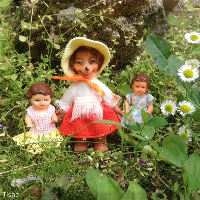 Мои куклы и пупсики ГДР, часть 2, прогулка в саду