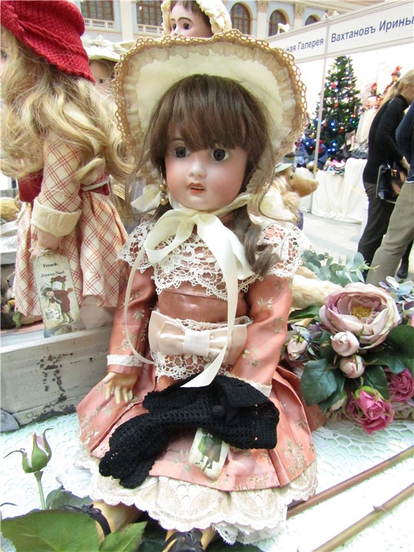 Антикварные куклы на Искусство куклы 2016. Фото