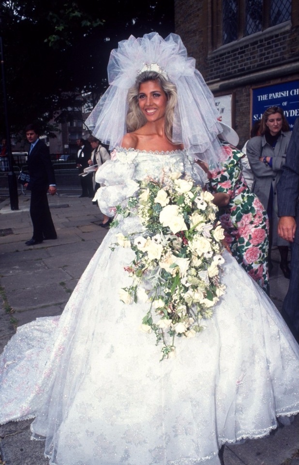 Продолжение... Как менялась мода на свадебные платья