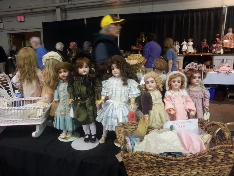 А давайте погуляем по кукольной ярмарке | Бэйбики А давайте погуляем по кукольной ярмарке